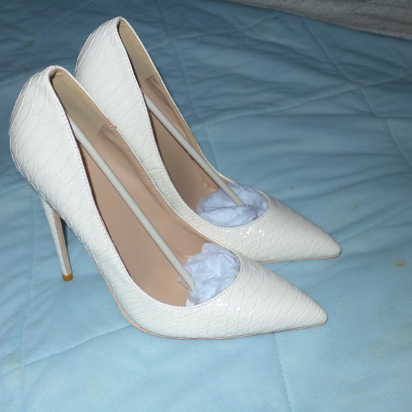 Crocodile Wear creamy beige stiletto heels sz 8 actually 8.5 but they run small - Picture 2 of 8